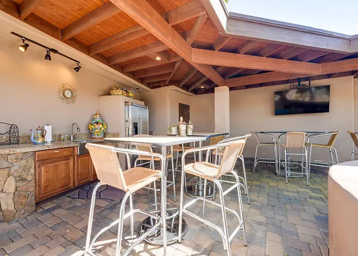 2 Mi To Old Town: 'the Grand Palms Estate' W/ Pool Scottsdale