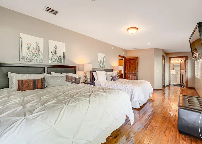 Villa 2 Mi To Old Town: 'the Grand Palms Estate' W/ Pool Scottsdale