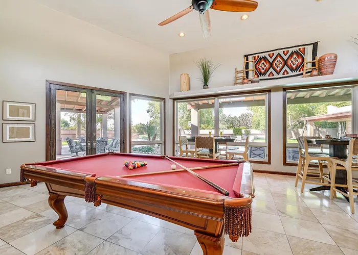 Villa 2 Mi To Old Town: 'the Grand Palms Estate' W/ Pool